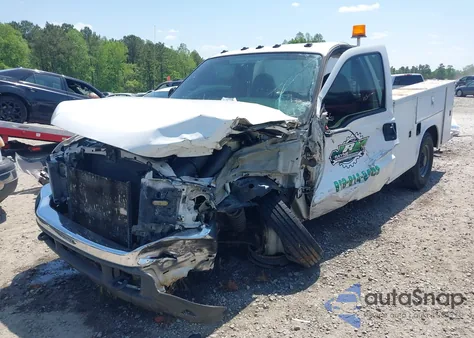 2004 Ford F-250 Xl/Xlt z USA, uszkodzony, nr VIN 1FDNF20L14ED47044